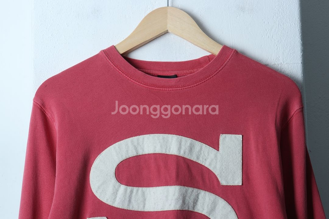 (M) 스투시 맨투맨 티셔츠 부분오염 핑크 한정판--4