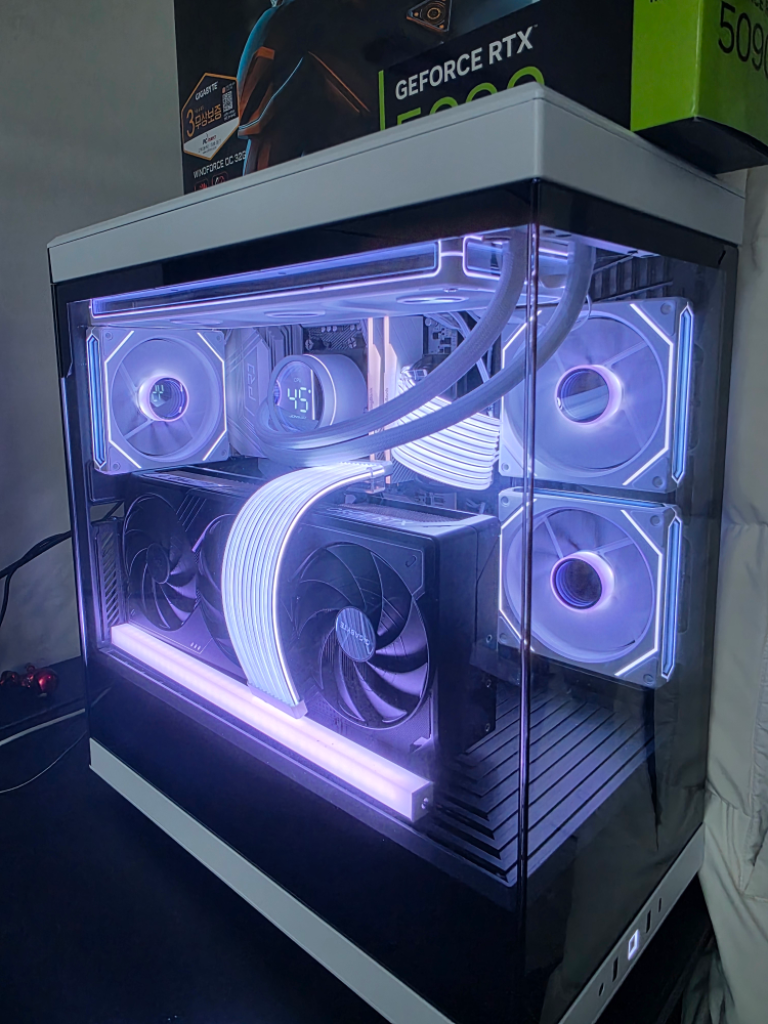 라이젠7 9800X3D RTX5090 고사양본체 급매