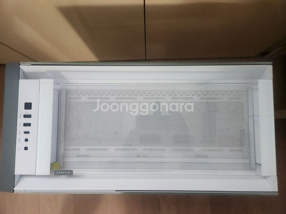 CORSAIR iCUE 5000X RGB (화이트) 팜--3