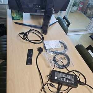 LG전자 울트라기어 OLED 27인치 240hz 모니터