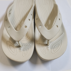 크록스. 쪼리 245