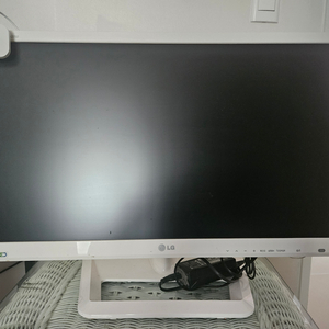 LG LED 25인치 모니터 겸 TV