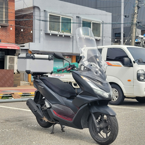 21년식 pcx125 abs모델 짧은키로수 판매합니다