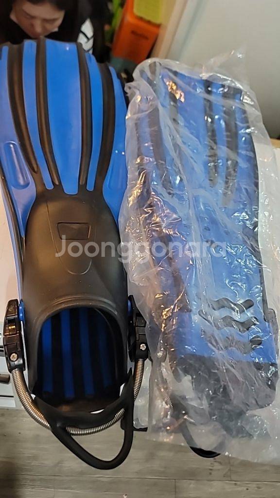 발등조절가능한 기능성 오리발40-44(255-270)--1
