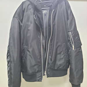 무탠다드 오버사이즈 디태처블 후드 MA-1 보머 재킷