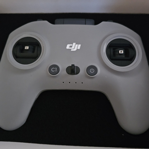 DJI FPV 2 조종기
