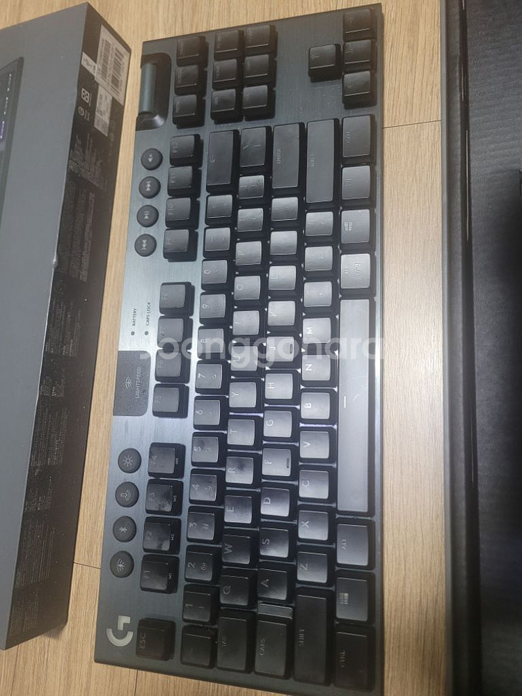 로지텍 G913 TKL 택타일--3