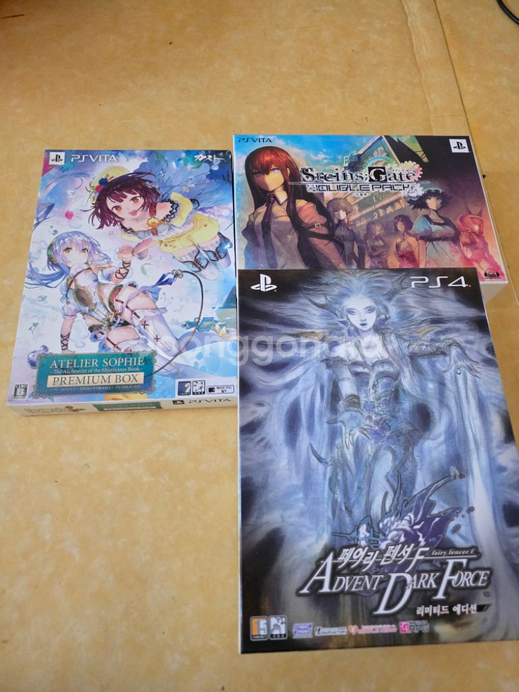 ps4.비타 한정판 구성품들 판매 no시디--0