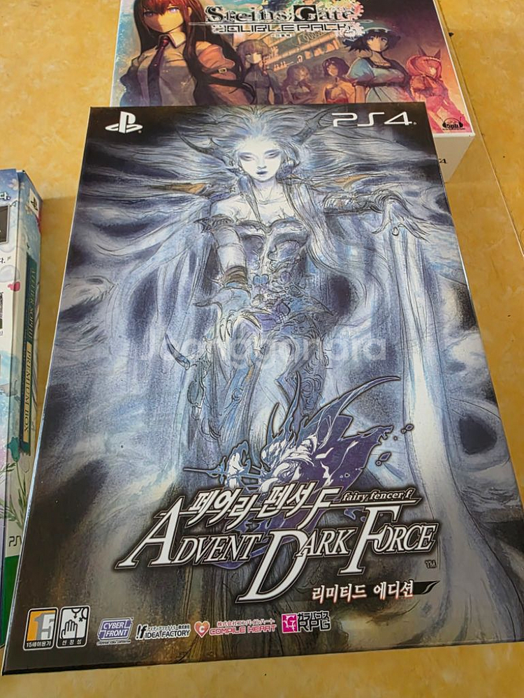 ps4.비타 한정판 구성품들 판매 no시디--3