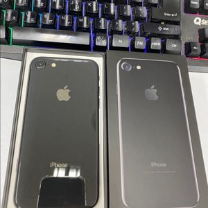 아이폰8 스그 특SSS급 64GB 배터리성능100%