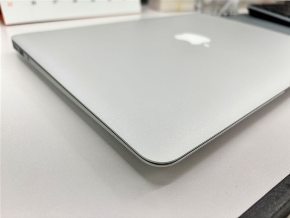 맥북에어 2015 13인치 i7 256gb 이미지