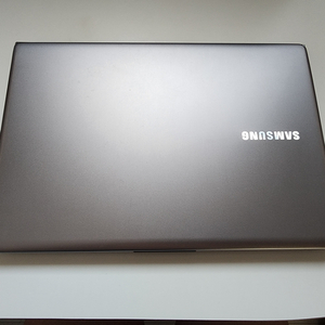삼성노트북 nt530u3b 부품용으로 팝니다.