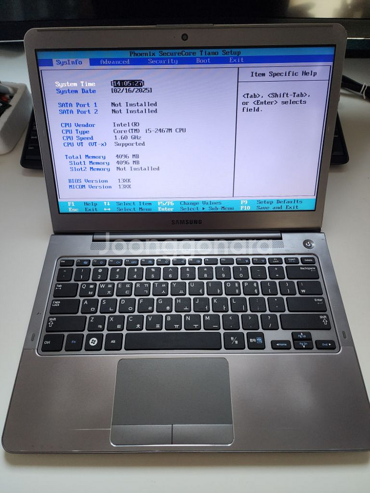 삼성노트북 nt530u3b 부품용으로 팝니다.--2