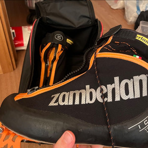 잠벌란 경기용 빙벽화 EU40 이미지