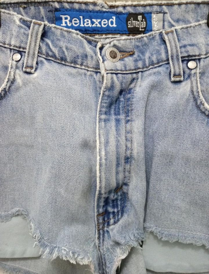 리바이스 숏팬츠 이미지