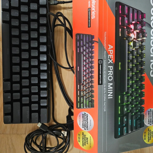 스틸시리즈 APEX PRO MINI 유선 게이밍 키보드