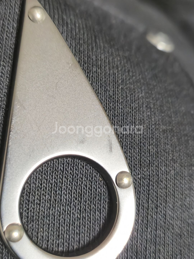 무스너클 버니스웨터XL--3