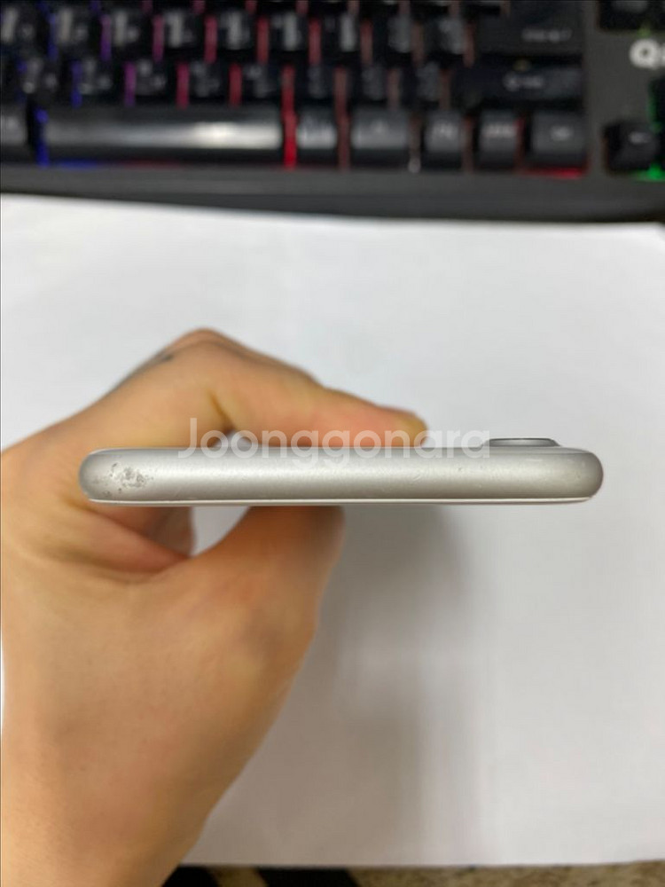 아이폰7 실버 외관깨끗 128GB 무잔상 배터리100%--3