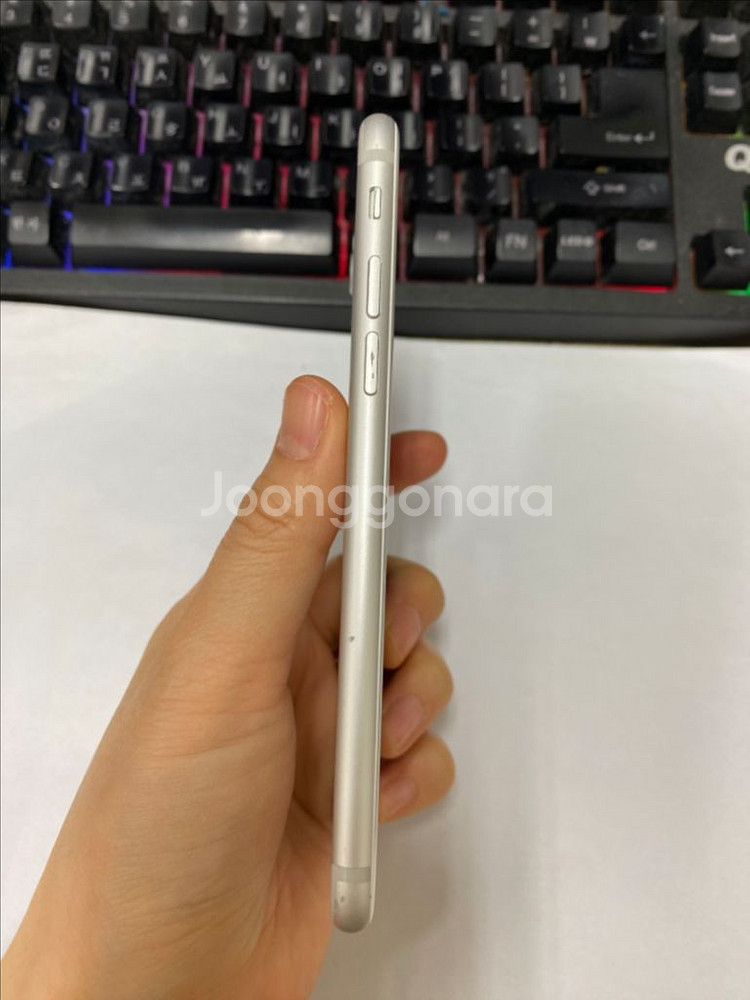 아이폰7 실버 외관깨끗 128GB 무잔상 배터리100%--4