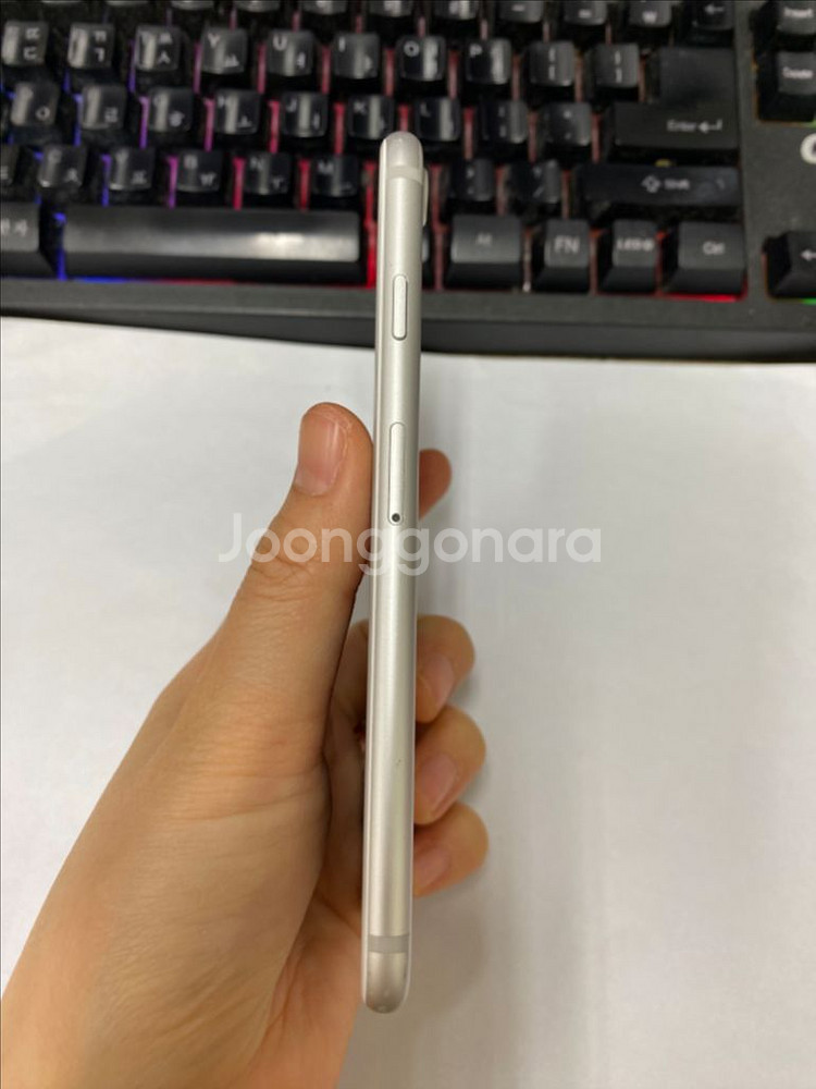 아이폰7 실버 외관깨끗 128GB 무잔상 배터리100%--5