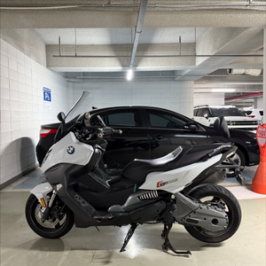 BMW c650s