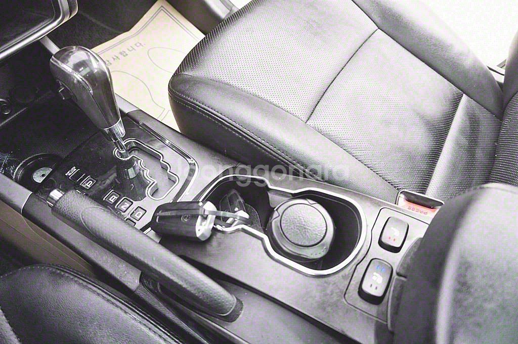 쌍용 뉴코란도 C 2.0 CVT 2WD 고급형--9