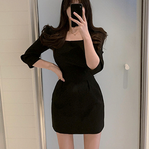 히니크 스퀘어넥 미니원피스 M 블랙 핀턱 키작녀원피스