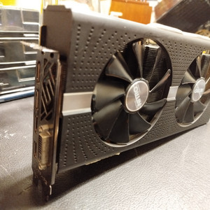 사파이어 RX570 니트로+ 상태 최상 체굴X 전주시