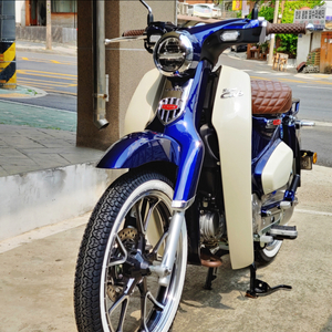 혼다 c125 2250km 신차급