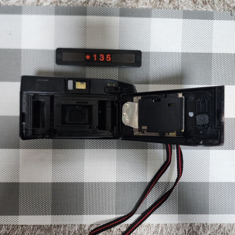 후지 텔레 카디아 슈퍼 DATE 필름카메라 이미지