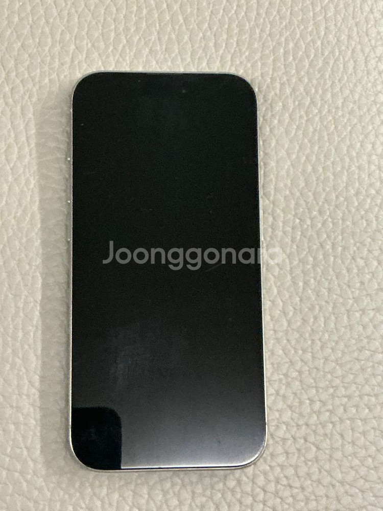 아이폰 15프로 256GB 판매합니다--3