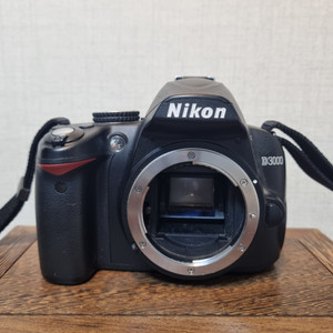 니콘 D3000 카메라 바디