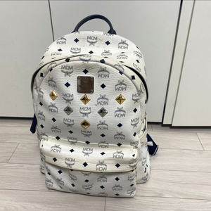 MCM 백팩 월드컵 한정판 화이트 명품 급매
