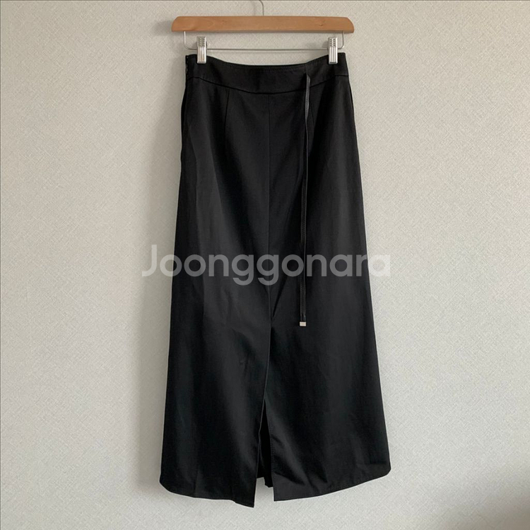 [한섬] 타임 올 블렌드 레더 스트랩 랩 스커트--4