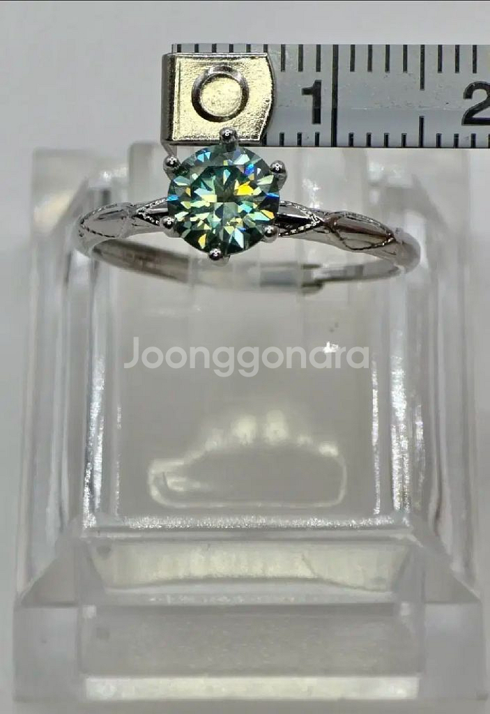 새제품 찐한 민트 모이사나이트 1캐럿 육각 심플 반지--4
