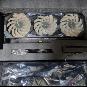 갤럭시 RTX 3080 12g. 12기가 입니다