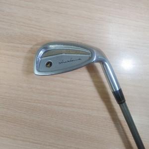 혼마 LB-606 3스타 11번 아이언 (갭웨지)