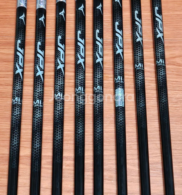 JPX-923 카본 핫메탈 SR 아이언세트 팝니다--4