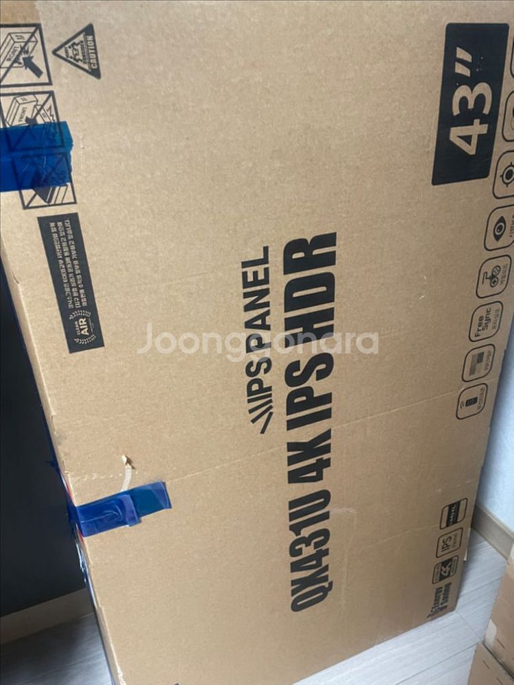 Qnix 큐닉스 43인치 4K 모니터 두대 판매합니다.--2