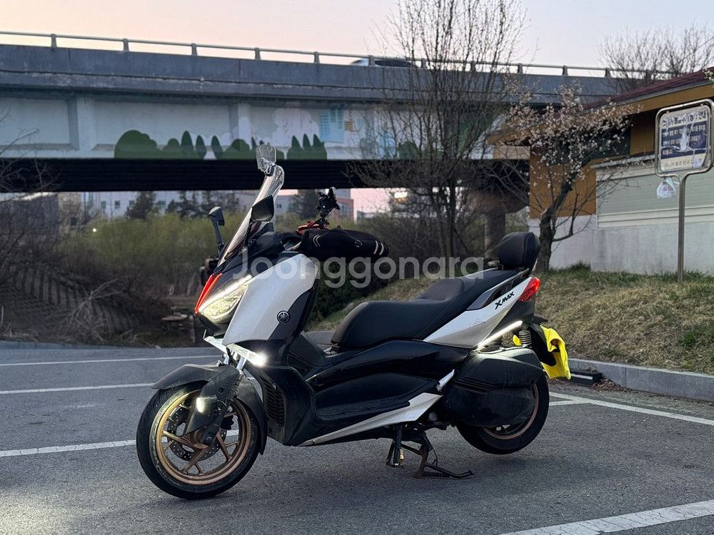 야마하 Xmax300 2023--1