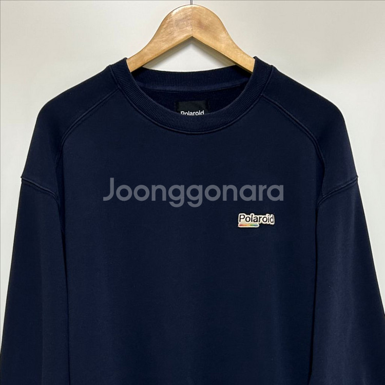 [남자 100]폴라로이드 스몰로고 맨투맨티셔츠--1