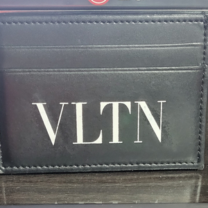 VLTN 발렌티노 카드지갑