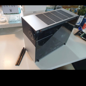 itx 인텔 13세대 수냉 컴퓨터 반본체