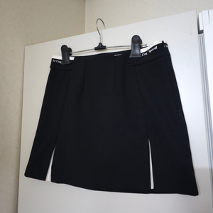 르꼬끄 골프스커트 큐롯 28
