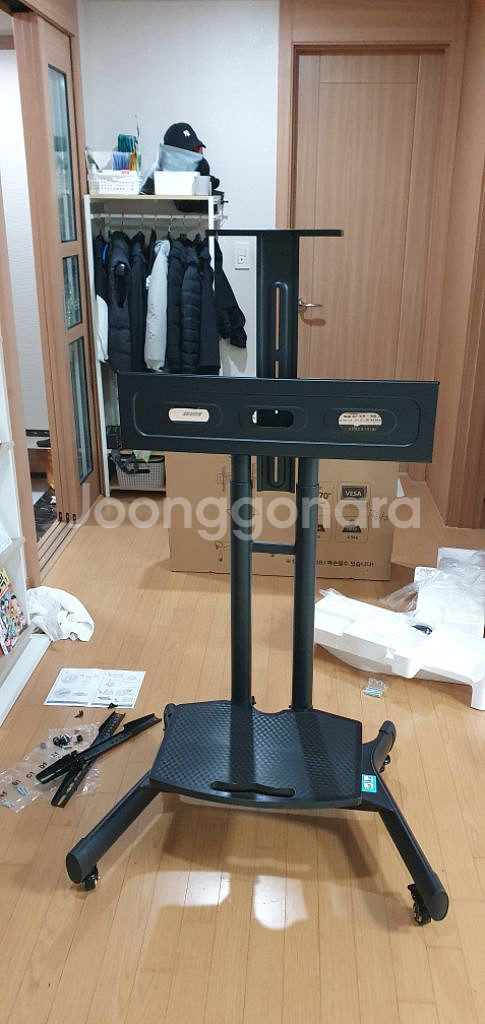 대형(40~70인치) TV 거치대--2