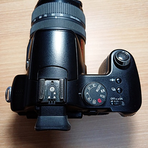 파나소닉루믹스 FZ-50 하이엔드카메라입니다.