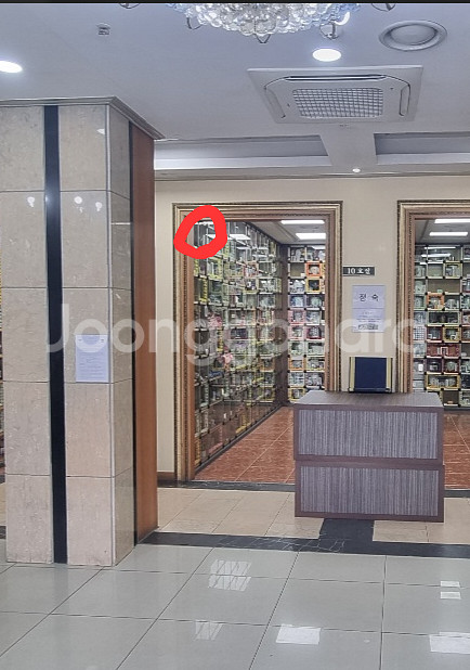 유일추모공원 매화관 1층 12호실 9단 양도 합니다--1