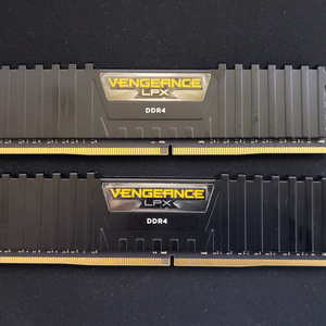컴퓨터 램 커세어 벤젠스 DDR4 3200MHZ 32G