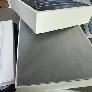 아이패드프로11인치 4세대 wifi + 애플펜슬2세대