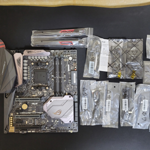 메인보드 ROG CROSSHAIR VI EXTREME